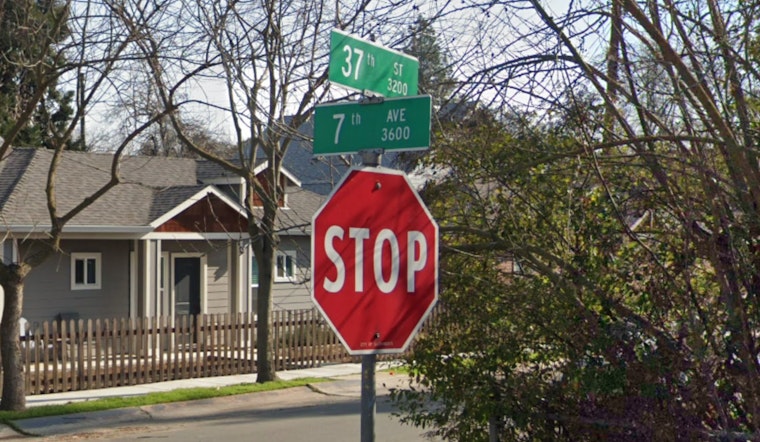 Boom On 37th Street Jolts Oak Park As House Erupts In Flames