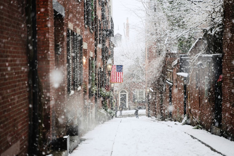Boston Braces for Cold Weather and Snow Flurries