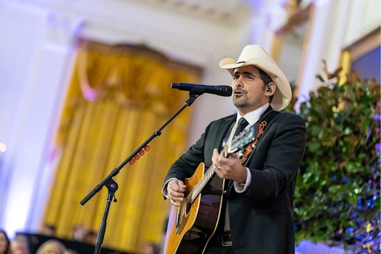 Brad Paisley Confirmed as Third Headliner for Voices of America Country Music Fest in West Chester