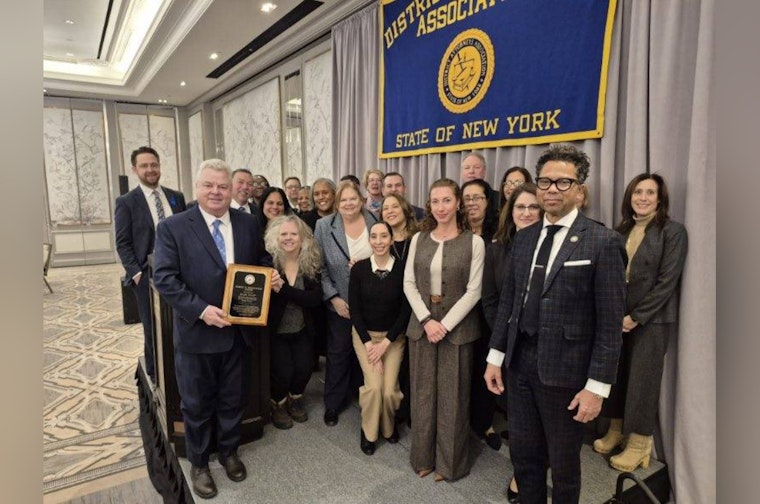 Bronx Chief Prosecutor Joseph Muroff Honored with Prestigious Morgenthau Award for Legal Excellence and Commitment to Justice