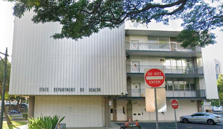 Brown Water Scare Has Kamaʻole II Regulars Steering Clear