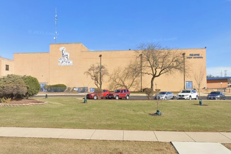 Burbank School Rocked As Reavis Teacher Quits After Student Complaints