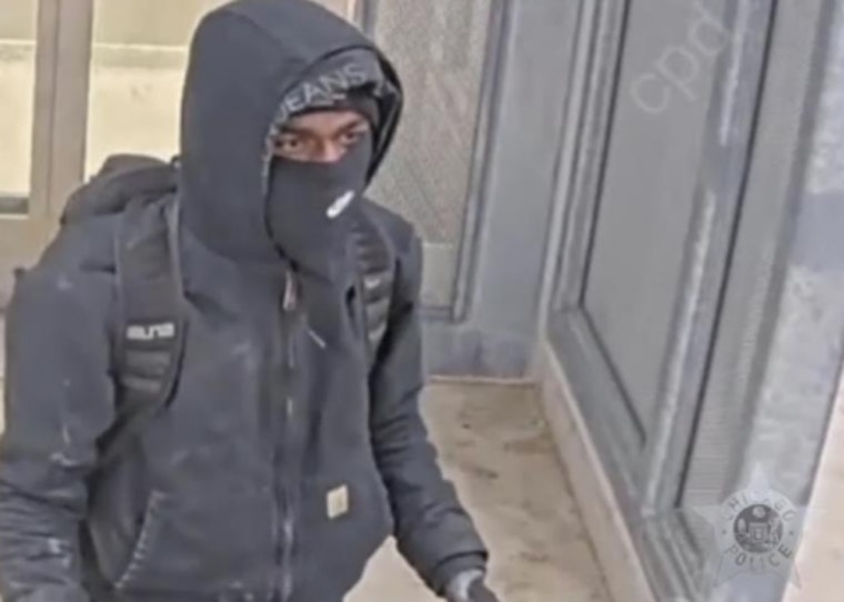 Chicago Businesses on Alert as Police Investigate Spate of Burglaries in Edgewater, Uptown, and West Ridge