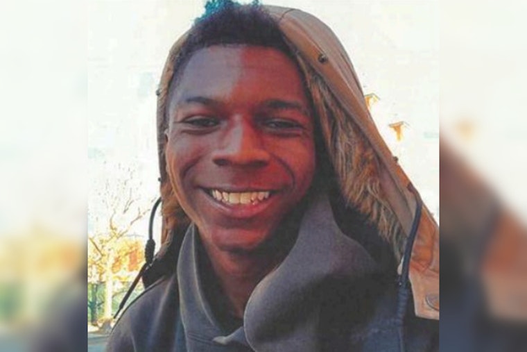 Chicago Police Seek Public's Help in Locating Missing Teen Rayshaun Woods