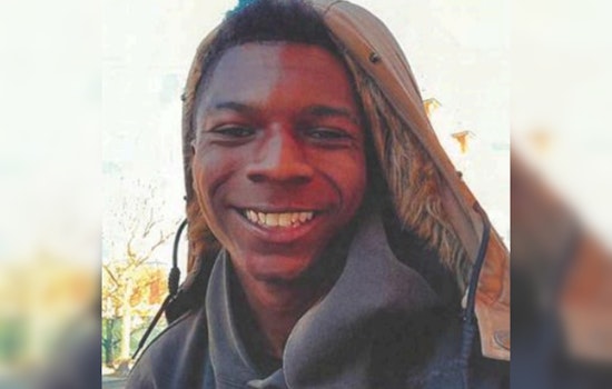 Chicago Police Seek Public's Help in Locating Missing Teen Rayshaun Woods