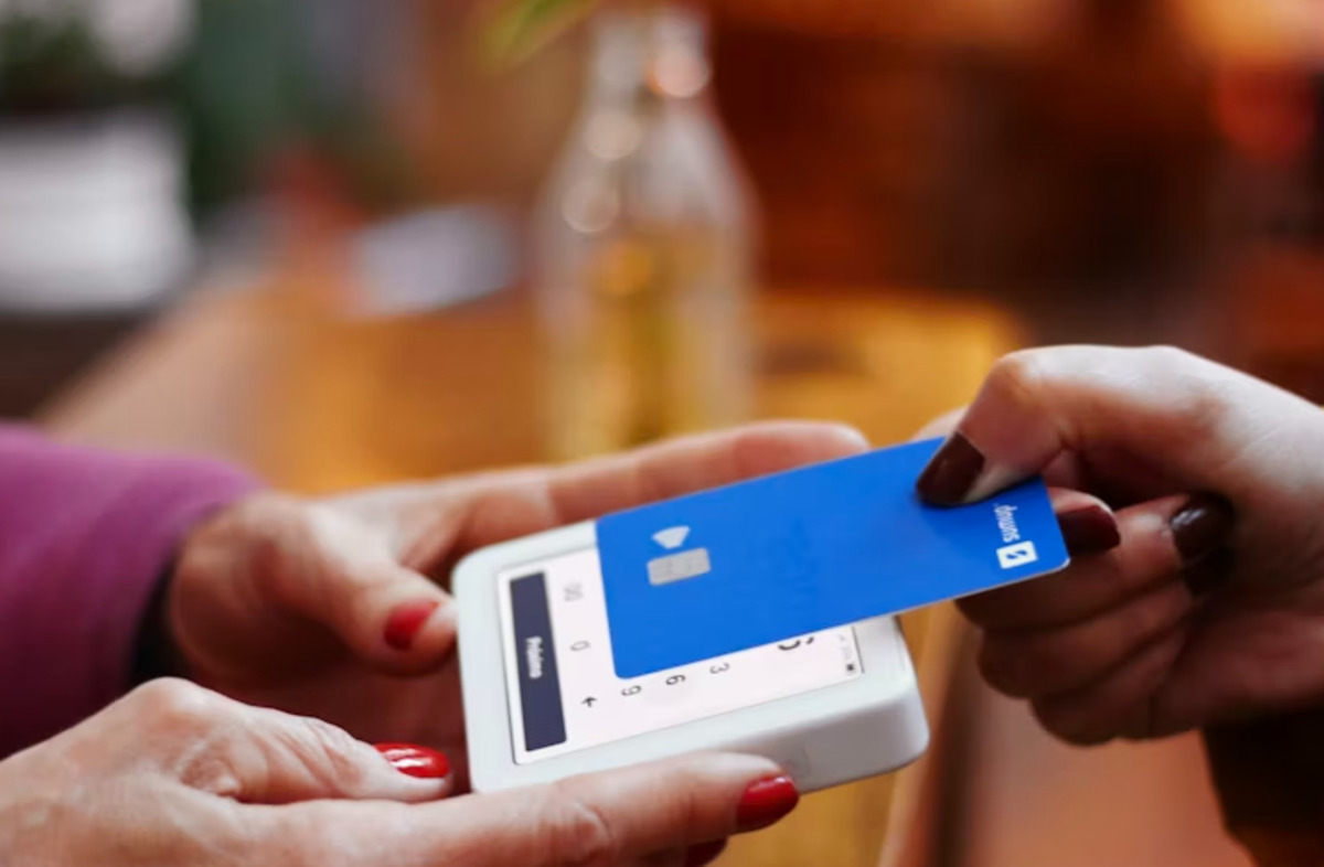 Chicago Retail Sales Jump 16% As Tariff Fears Drive Shopping