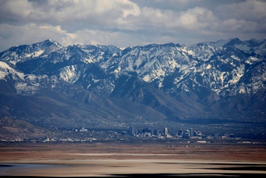 Chilly Showers and Mist Usher in New Year for Salt Lake City Residents with Week of Persistent Rain Ahead