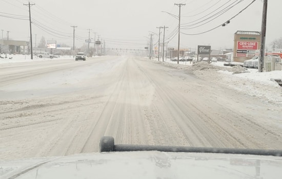Clarksville Police Urge Residents to Stay Home Amid Icy Conditions on Roads