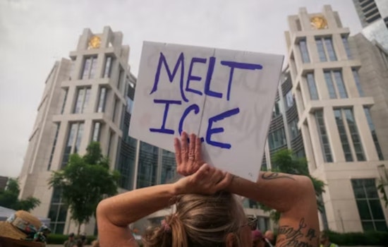 Cleveland Erupts in Protest Over Fatal ICE Shooting of Minneapolis Woman Renee Good
