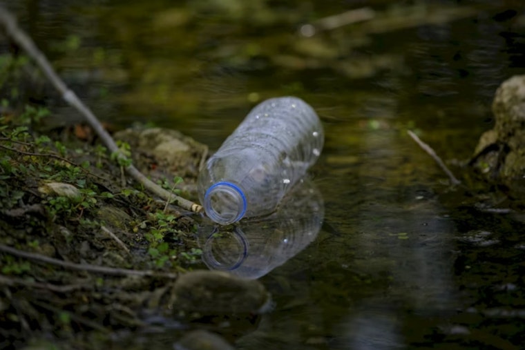 Cleveland Spotlights Rising Microplastics Problem in the Great Lakes, Advocates for Public Awareness and Action
