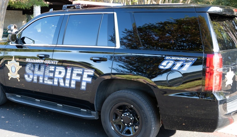 Cops Swarm Brushy Creek, Close Round Rock Streets