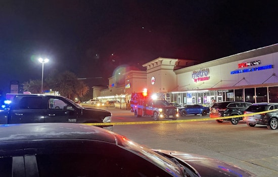 Cullen Strip Mall Turns Crime Scene As Deadly Gunfire Shocks South Houston