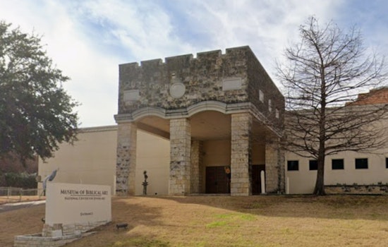 Dallas Museum Meltdown as Man Smashes $300,000 in Sacred Sculptures