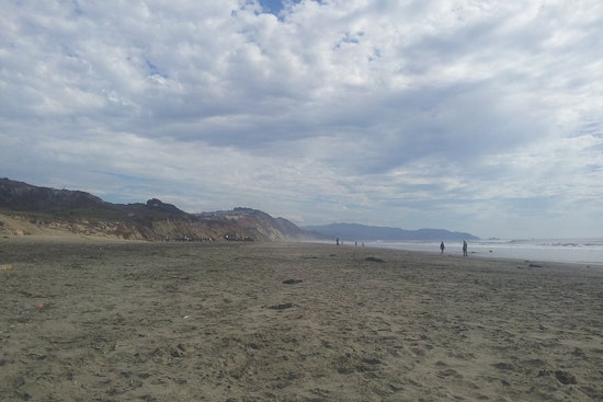 Daly City Community Battles Landowner Over Chainlink Fence Blocking Thornton State Beach Access