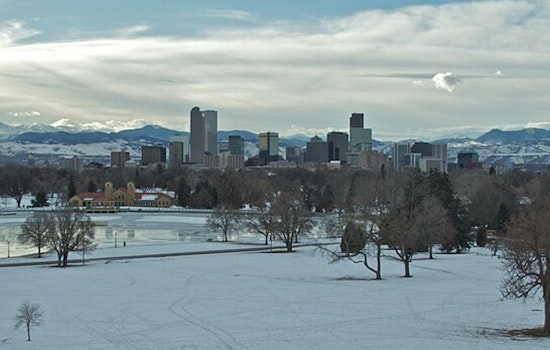 Denver Embraces Chilly Mornings and Sunny Afternoons, Mild Weekend Weather Ahead