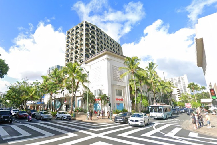 DFS Bails On Waikiki, Pulls Plug On Hawaii After 63 Years