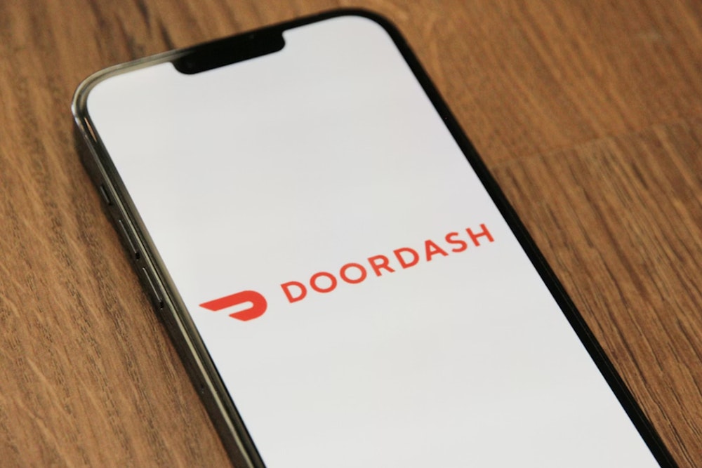 DoorDash Resumes Services in NYC as New Tipping Legislation Takes Effect, Despite Platform's Opposition