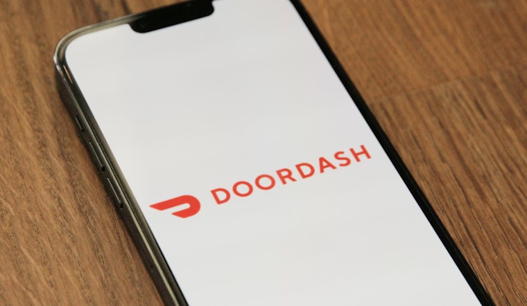 DoorDash Resumes Services in NYC as New Tipping Legislation Takes Effect, Despite Platform's Opposition