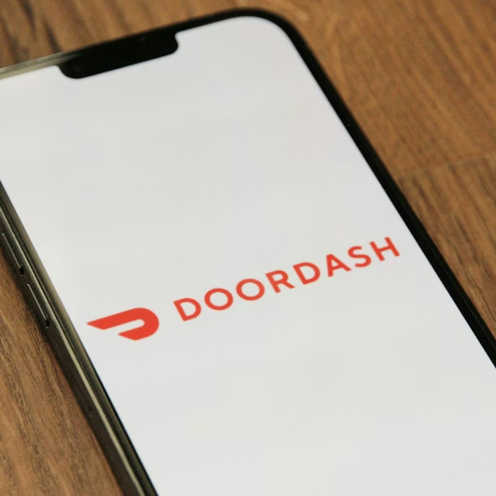 DoorDash Resumes Services in NYC as New Tipping Legislation Takes Effect, Despite Platform's Opposition