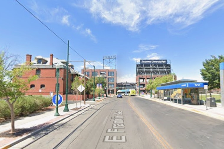 Downtown El Paso Scores Desert-Chic Cocktail Lounge With Nueve Uno Cinco