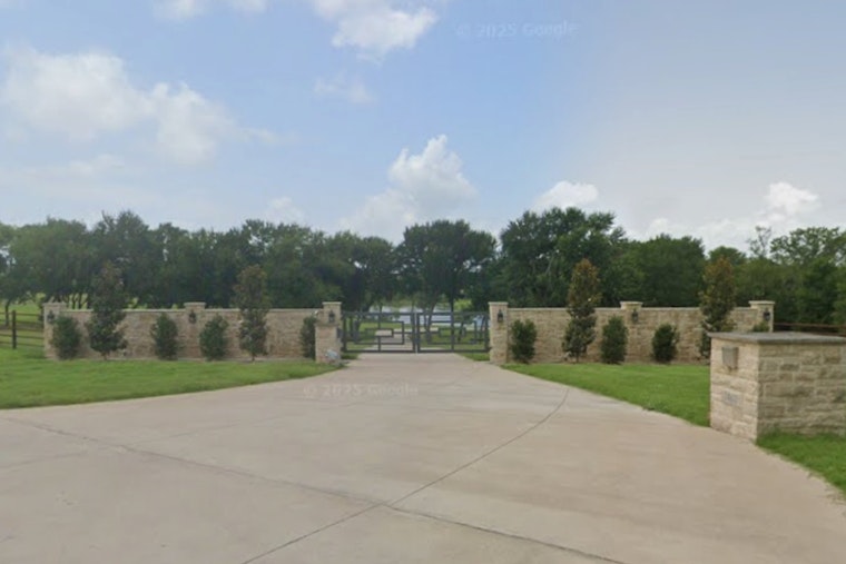 Early-Morning Inferno Guts Sprawling Rockwall Estate