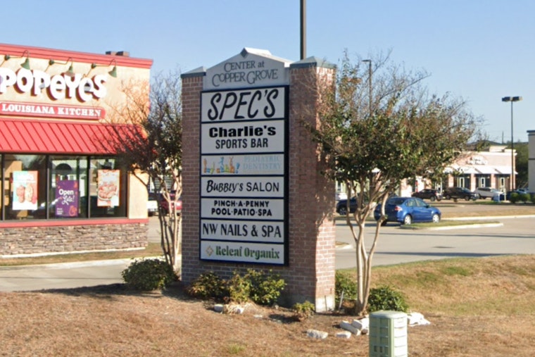 Edgy's Pub Crashes The Hwy 6 Bar Scene In Cypress