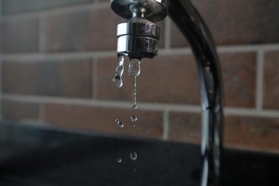 El Paso Rallies to Aid Residents With Water Distribution Sites After Major Main Break
