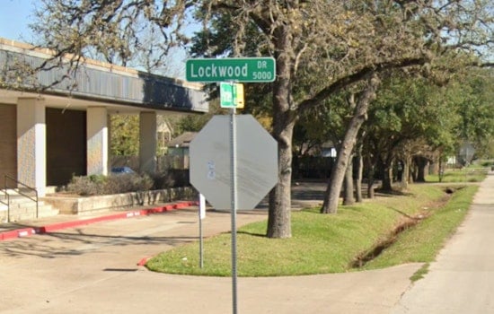 Fatal Hit-and-Run on Lockwood Drive, Houston Police Seek Driver After Pedestrian Struck at Crosswalk