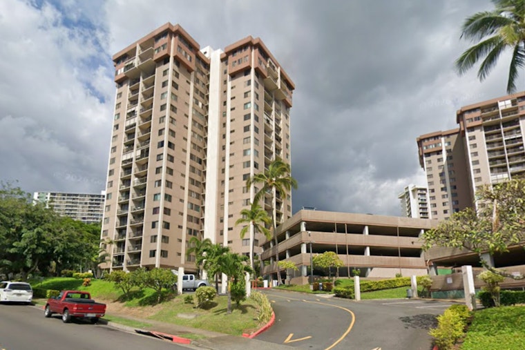 Fire at Aiea’s Park At Pearlridge Building Triggers Water Leak, No Injuries Reported