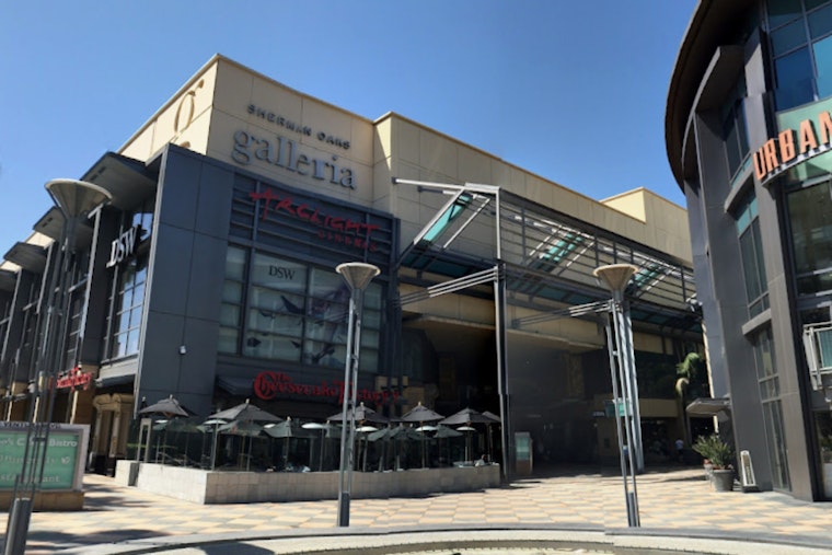 Fire Contained in Laundry Room at Sherman Oaks Galleria; No Injuries Reported