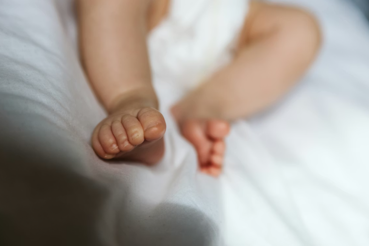 Florida Fertility Fiasco: Couple Sues Clinic After Giving Birth to Baby With No Genetic Link