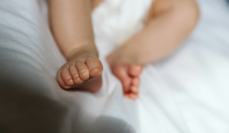 Florida Fertility Fiasco: Couple Sues Clinic After Giving Birth to Baby With No Genetic Link