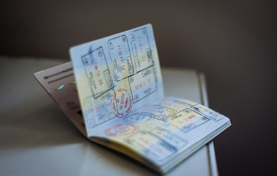 Florida Universities to Temporarily Halt H-1B Visa Hiring Amid Criticism and Concerns for Innovation