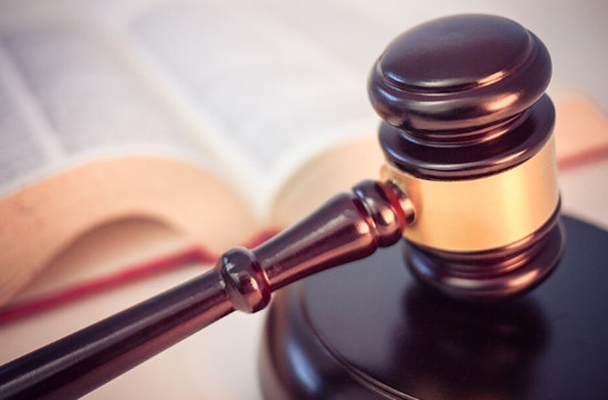 Former Bastrop Correctional Officer Pleads Guilty to Bribery in Contraband Smuggling Case