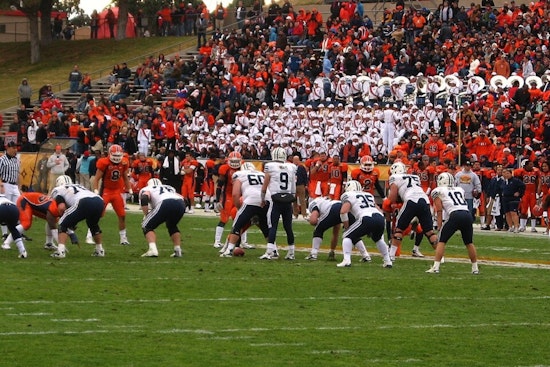 Former UTEP Quarterbacks Nelson and Locklear Commit to Syracuse and Missouri State, Leaving Miners to Rebuild