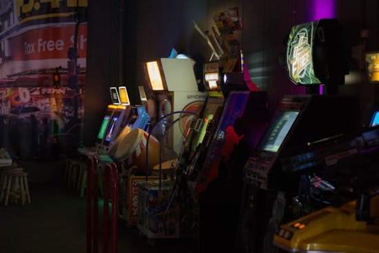 Forney Snags Blockbuster Evo Hangout With Movies, Bowling And More