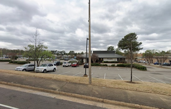 Germantown Welcomes New Starbucks with Drive-Through at Exeter Village Shopping Center
