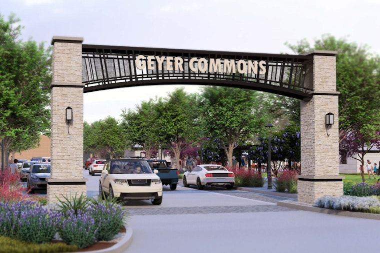 Geyer Commons Splashes Onto The Scene At Mansfield Grand Opening