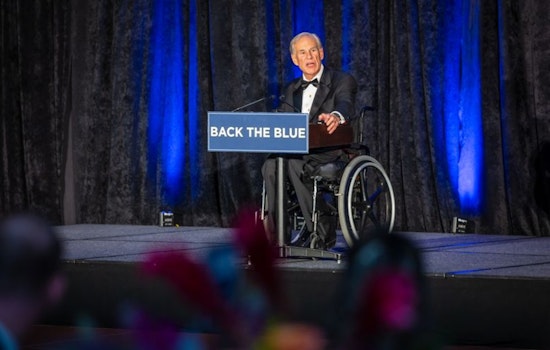 Governor Greg Abbott Honored with "Back The Blue" Award by Dallas Police Foundation at Annual Banquet