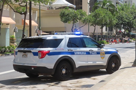 Gunman With Laser-Sighted Pistol Rips Off Waikiki Food Stand Near Ala Wai Harbor