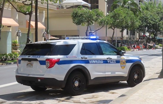 Gunman With Laser-Sighted Pistol Rips Off Waikiki Food Stand Near Ala Wai Harbor