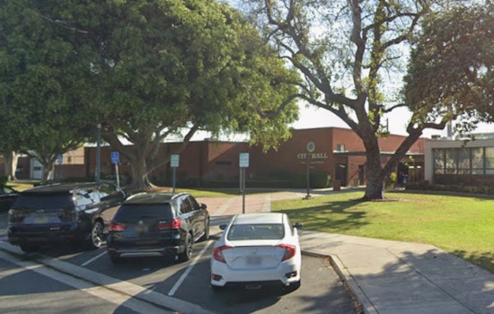 Hahn Takes On Bell in Showdown Over Mobile Home Park Selloff