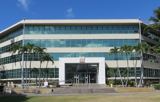 Hawaii Lawmakers Go All In On Math Fix, Free Meals And Bus Shakeup