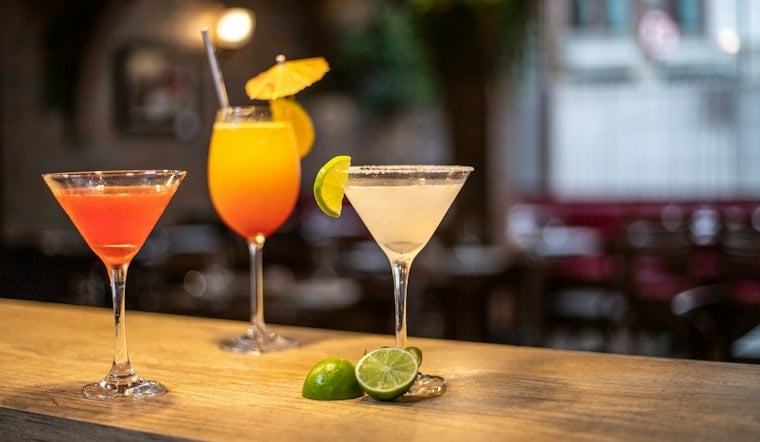Hidden Paris-Style Cocktail Den Sneaks Into West Loop This Valentine's Day
