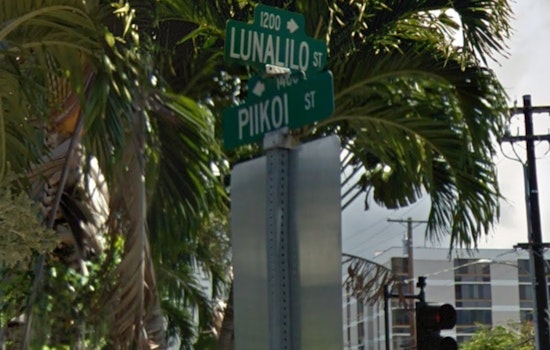 Hit-and-Run in Honolulu Leaves Moped Rider Hospitalized, Police Seek Information