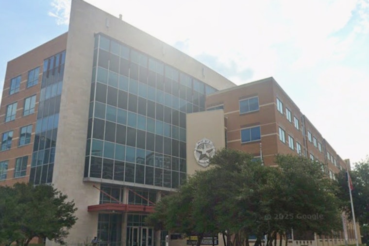 Holiday Heat Haul: Dallas Cops Bag 52 Fugitives In Citywide Sweep