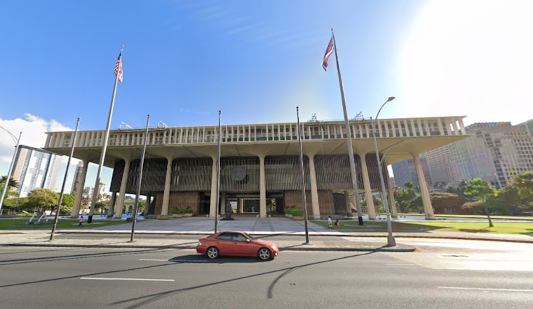Honolulu Protests Sparked by Minneapolis ICE Shooting Unite Locals and Legal Experts at Hawaii State Capitol