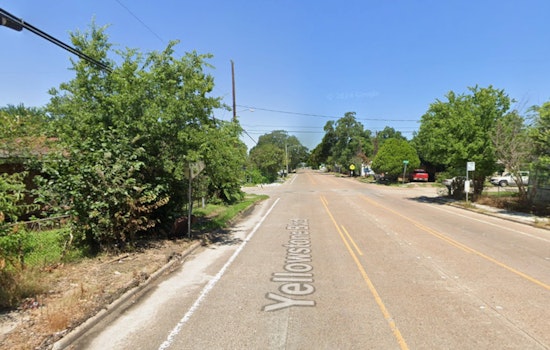 Houston Authorities Investigate Unidentified Man's Death Following Yellowstone Boulevard House Fire