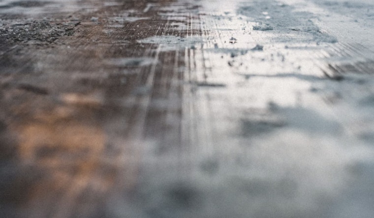 Houston Battles Icy Conditions as Officials Issue Travel Warnings Amid Winter Storm