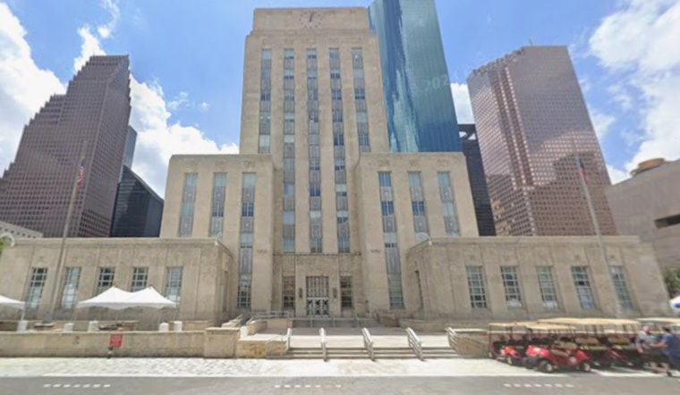 Houston City Hall Meltdown As Anti‑ICE Crowd Cut Off At The Mic